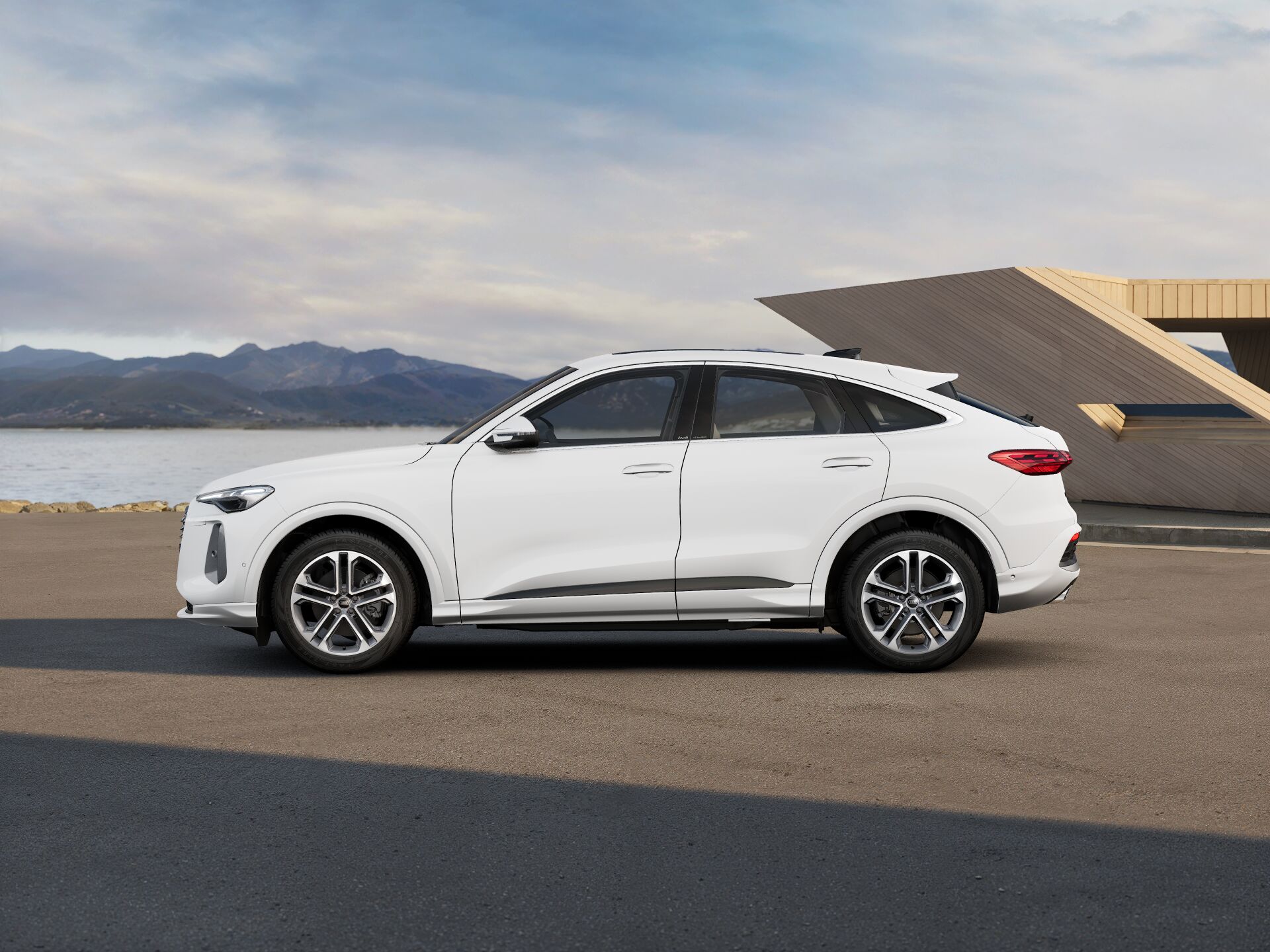 아우디 Q5 Sportback